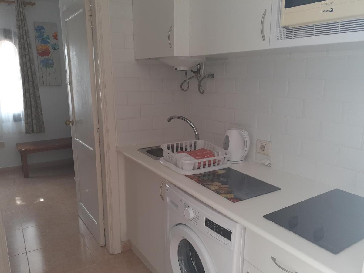 Family Apartment 1 Bedroom With Pool View 2 - Oasis Duna Resort Corralejo Luaran gambar