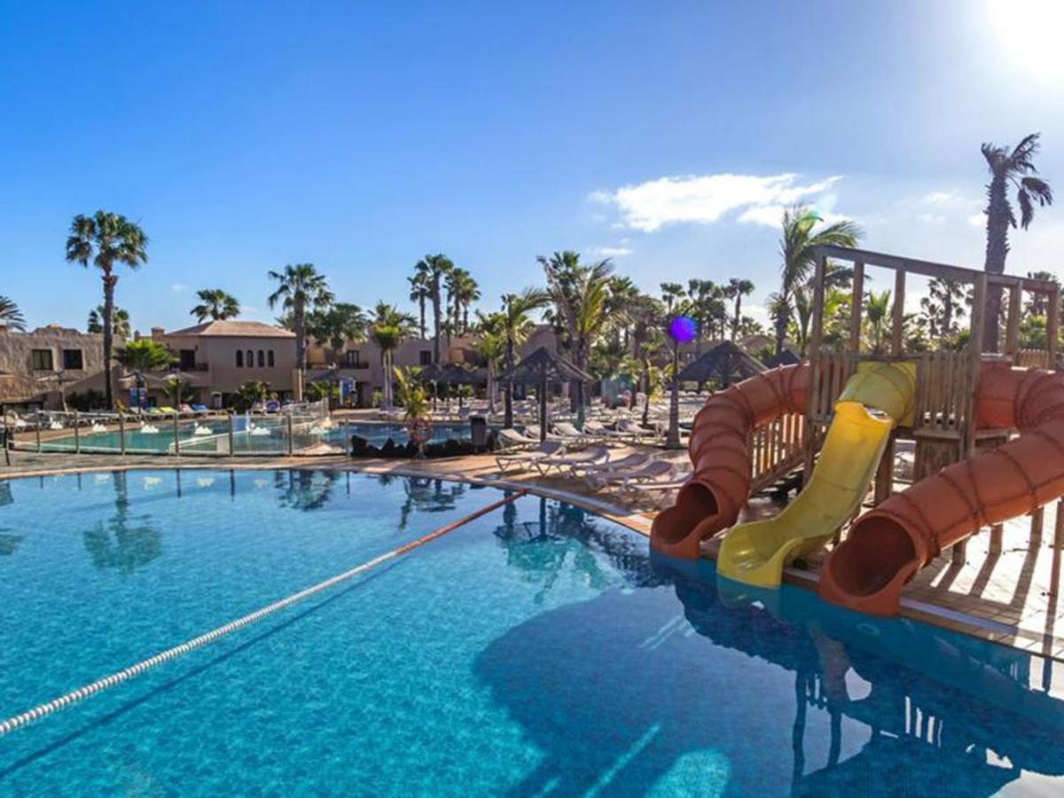 Family Apartment 1 Bedroom With Pool View 2 - Oasis Duna Resort Corralejo Luaran gambar